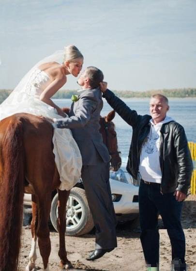 这才是好兄弟人物gif搞笑图片