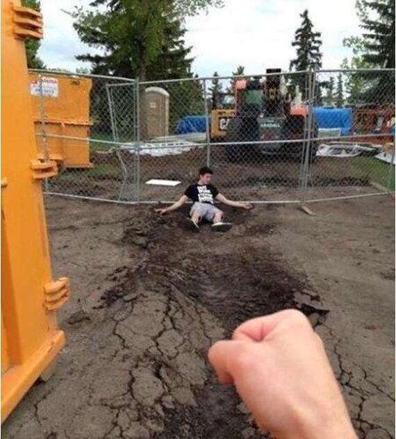 惹我的下场人物gif搞笑图片