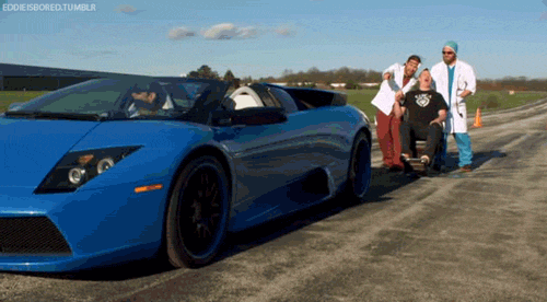 作为一个土豪，拔个牙都这么高大上人物gif搞笑图片