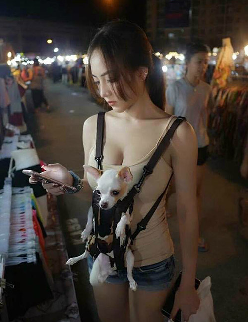 单身狗们注意了，你每天都会被这个妹子虐千百回人物gif搞笑图片