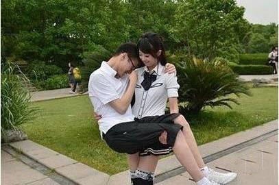 遇到这样的女汉子就该娶人物gif搞笑图片