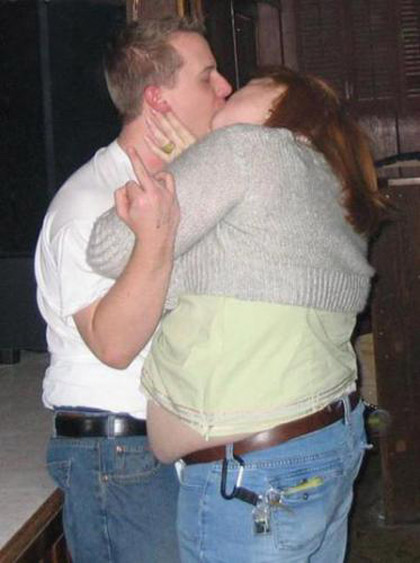 幸福就这么简单。。。人物gif搞笑图片