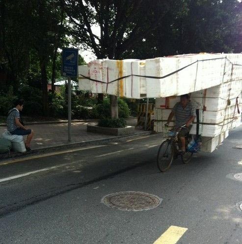 大爷你骑的不是寂寞人物gif搞笑图片