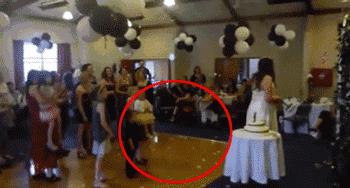 别人坑爹你坑娃人物gif搞笑图片