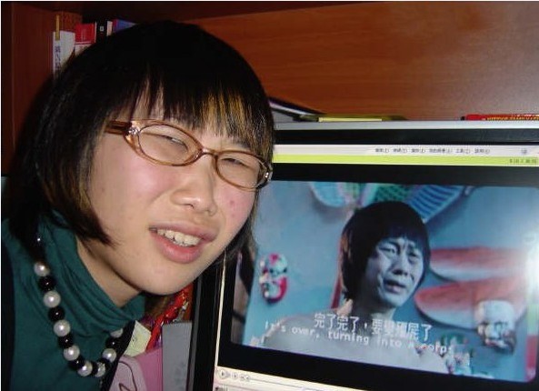 完了完了，要变僵尸了人物gif搞笑图片