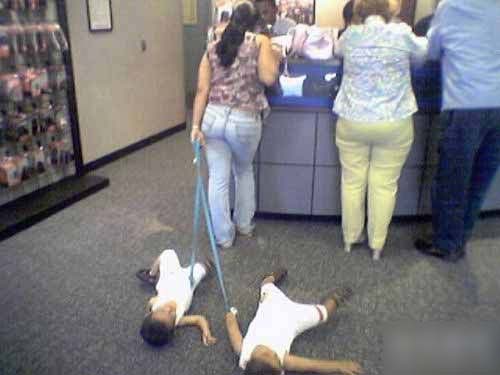 隐隐透着后妈的气质人物gif搞笑图片