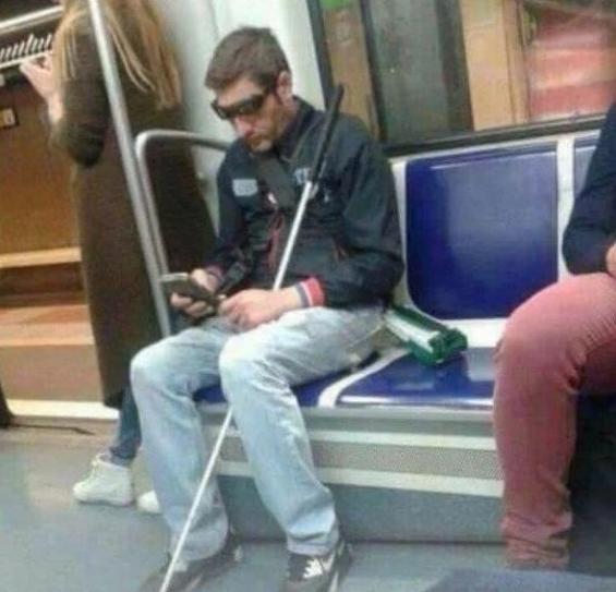 很专业了人物gif搞笑图片