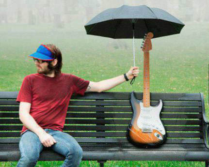 真正爱吉他的人人物gif搞笑图片