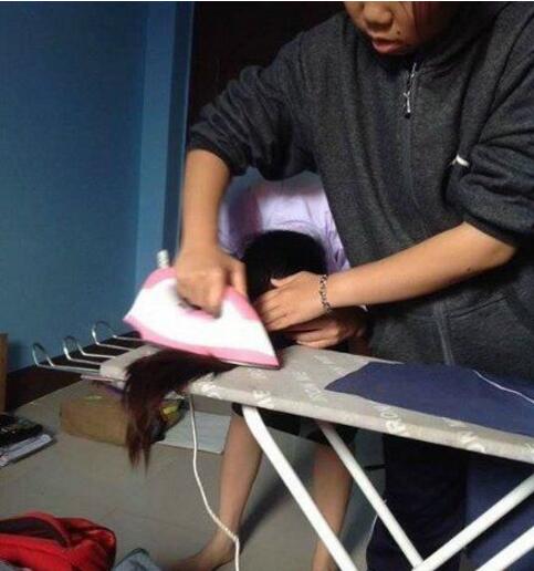 头发不够直？没关系人物gif搞笑图片