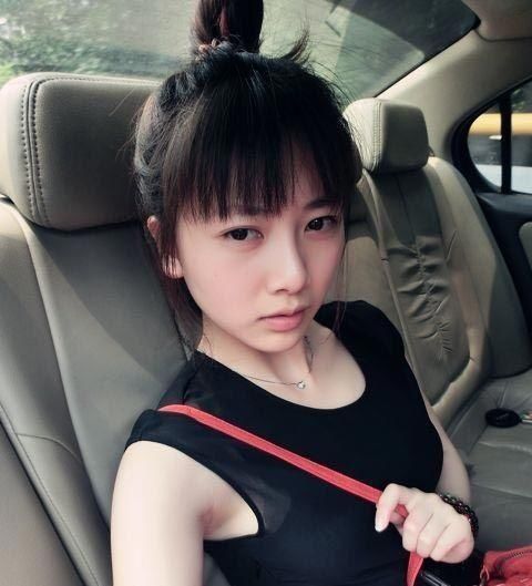 丸子头很适合这个妹子人物gif搞笑图片