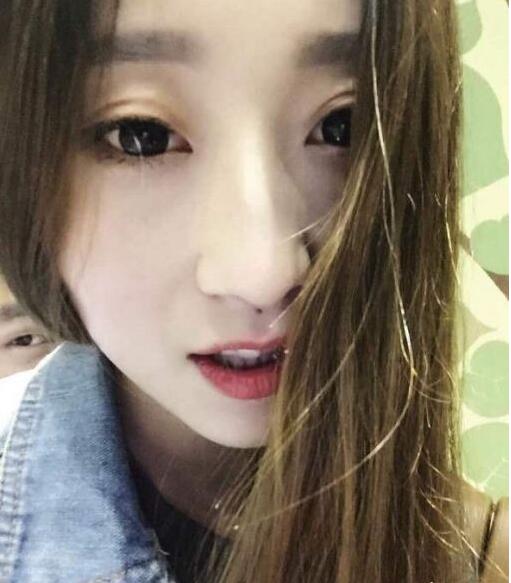 女朋友出差了人物gif搞笑图片