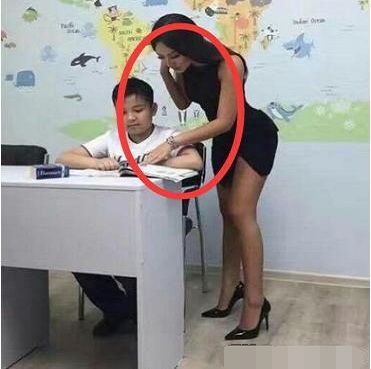 有这样的辅导老师，学生怎么能安心学习呢人物gif搞笑图片