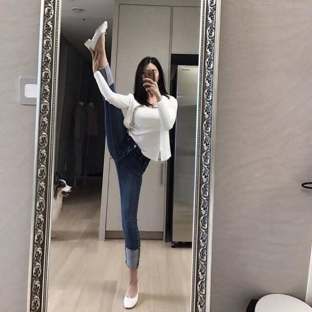 有只单身狗在思考人物gif搞笑图片