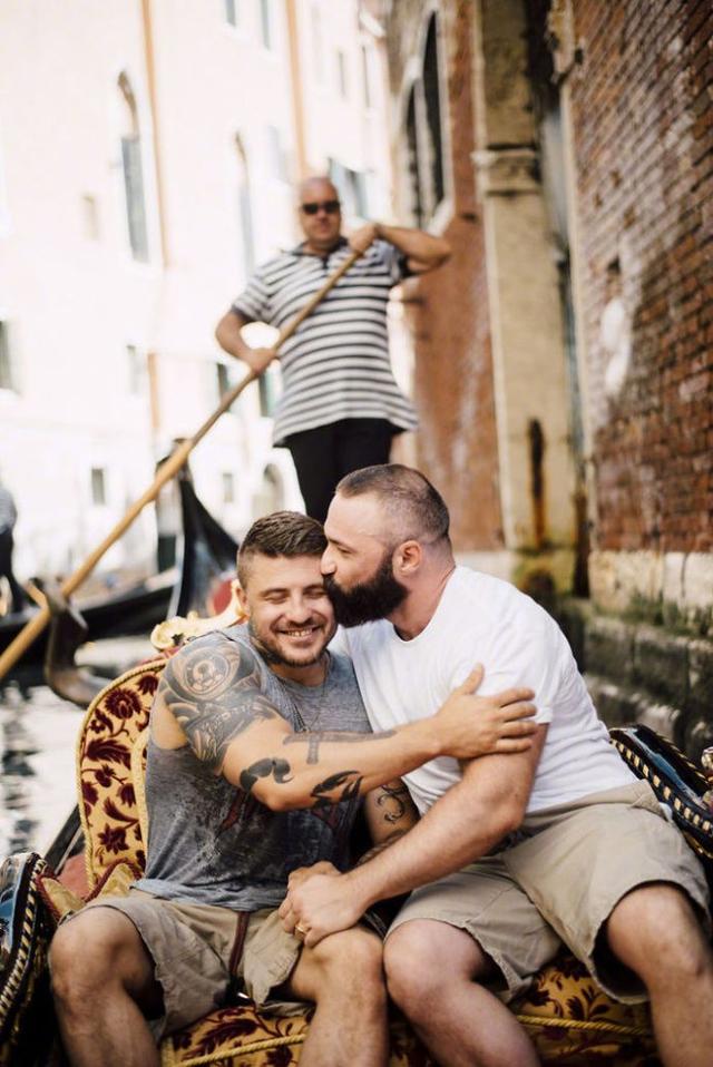 感觉有点萌人物gif搞笑图片