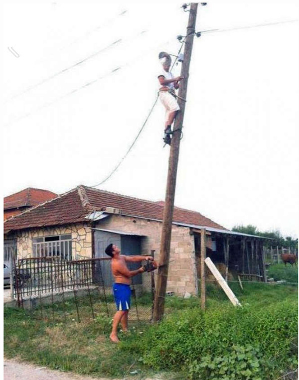 妈蛋，快给我停手，要不然下去我整死你人物gif搞笑图片