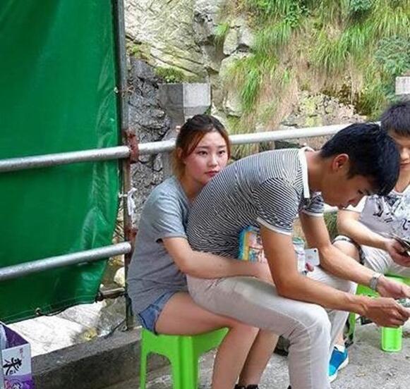 这样的女朋友在哪儿找的？人物gif搞笑图片