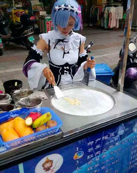 以后就来她家买了人物gif搞笑图片