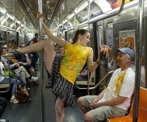 真不是故意的人物gif搞笑图片