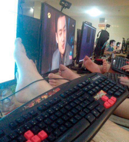 包夜最爽的姿势人物gif搞笑图片