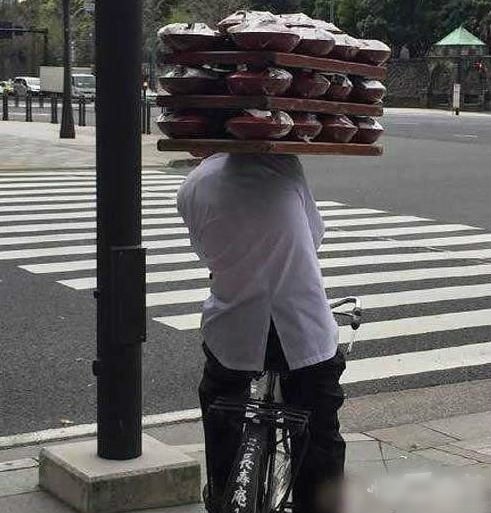 高手在民间。。。人物gif搞笑图片