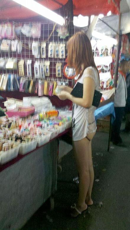 出门只为了回头率人物gif搞笑图片