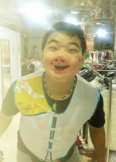 猪，你最近好吗？人物gif搞笑图片