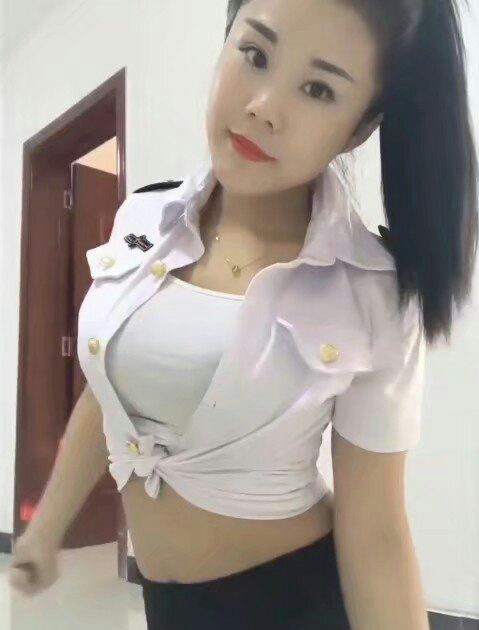 媳妇每次出门，都这么让人不放心人物gif搞笑图片