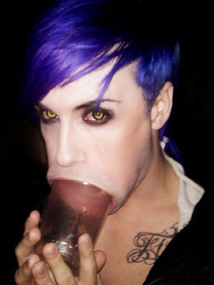 非主流大嘴巴人物gif搞笑图片