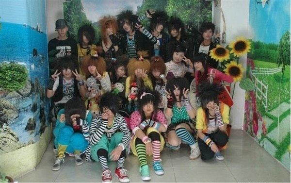 非主流的新新人类人物gif搞笑图片