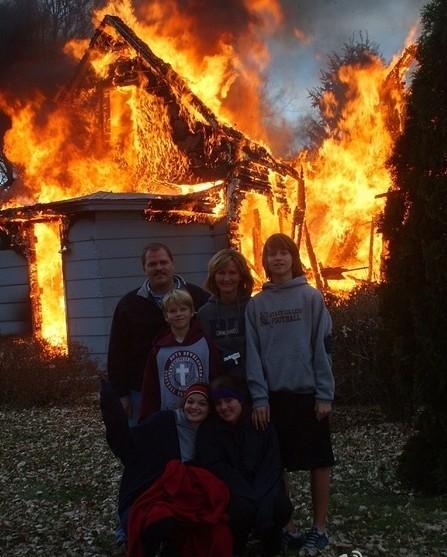 告诉你什么叫乐观人物gif搞笑图片