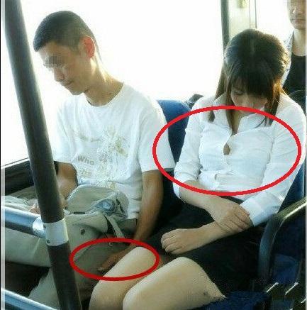 女生衬衣扣子开这么大自以为很吸引人，其实丑到爆啊人物gif搞笑图片