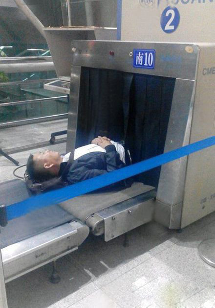 给我拍个X光片，谢谢人物gif搞笑图片