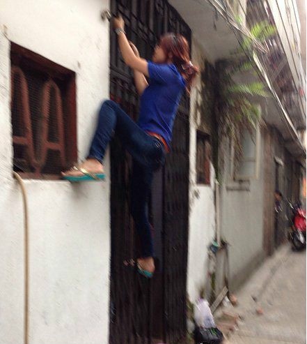 这身手，一看就是个惯犯人物gif搞笑图片