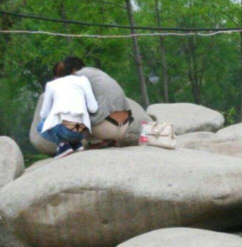 被蜘蛛精附身了人物gif搞笑图片