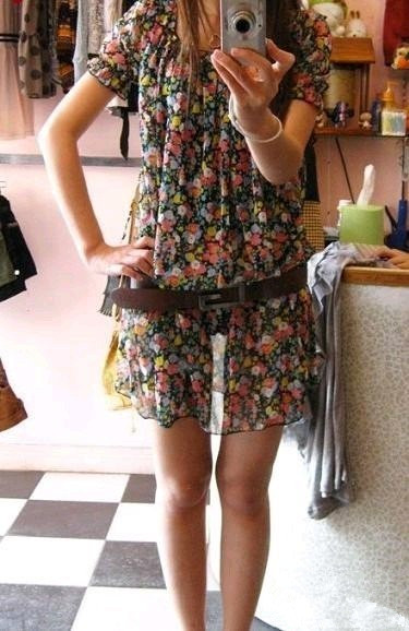 妹纸不仅身材好，衣服也好看人物gif搞笑图片