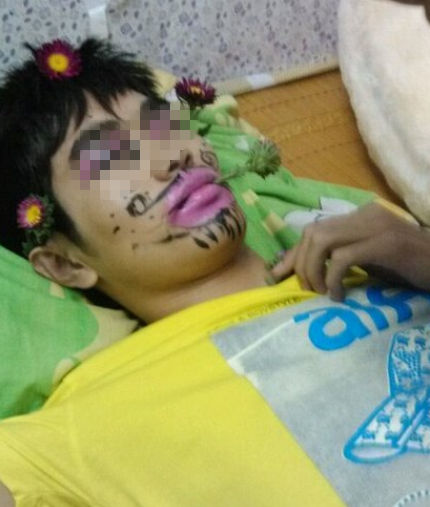 小伙子听人劝，好好过，尽量别吵架人物gif搞笑图片