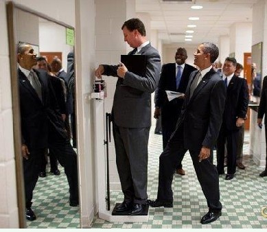 奥巴马你又调皮了人物gif搞笑图片