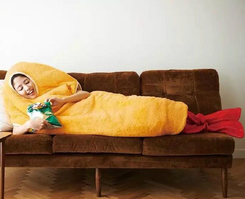 这种天气这样的睡衣简直舒服死了人物gif搞笑图片