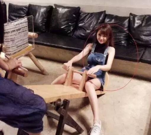 亮点自己找人物gif搞笑图片