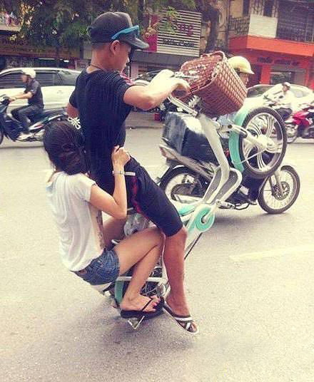 女票太重就是这个效果人物gif搞笑图片