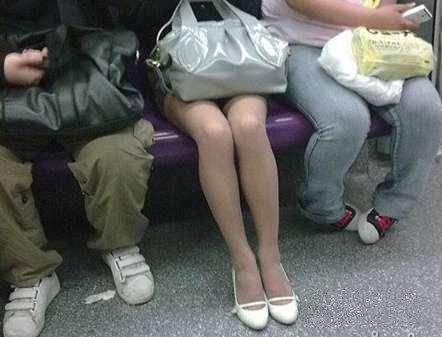 同样是腿，差别好大人物gif搞笑图片