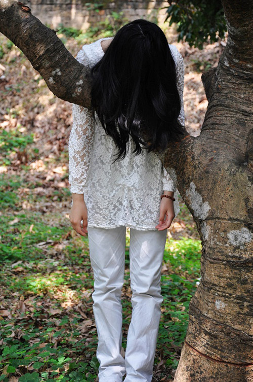 大白天的见鬼了人物gif搞笑图片