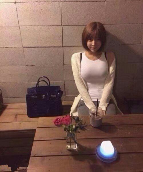 相亲的妹子，怎么样，给点意见人物gif搞笑图片