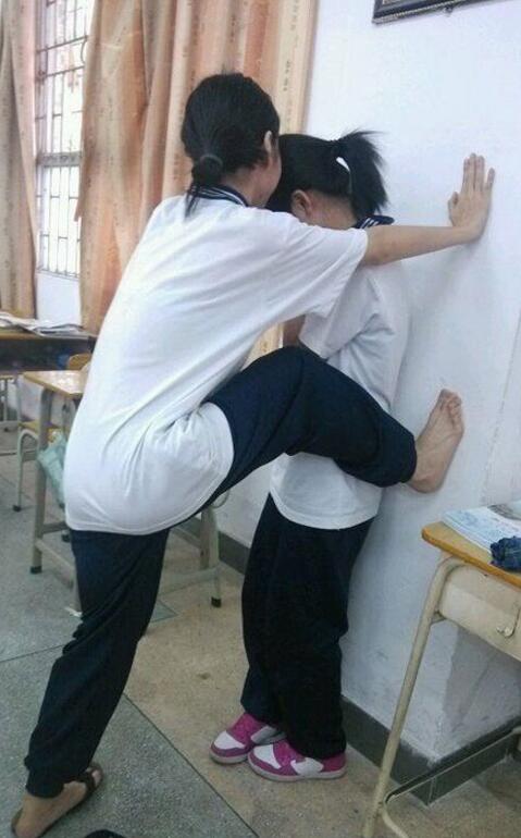 女汉子，不是男生真可惜了人物gif搞笑图片