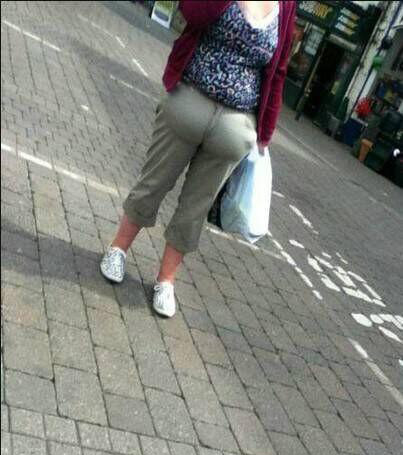 猜猜是背面还是正面？人物gif搞笑图片