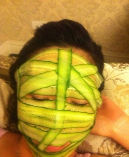 万能的黄瓜人物gif搞笑图片