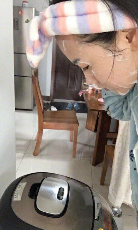 遇到这么会省钱的姑娘就娶了吧人物gif搞笑图片