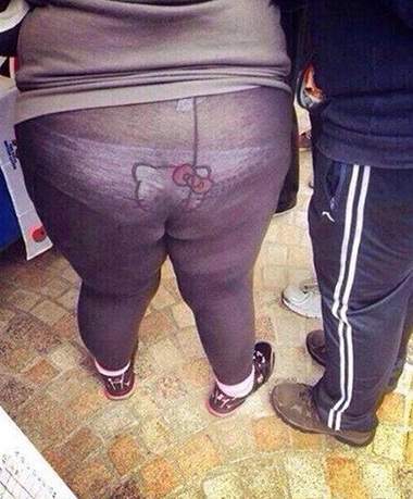 你有考虑过hello kitty的感受吗人物gif搞笑图片