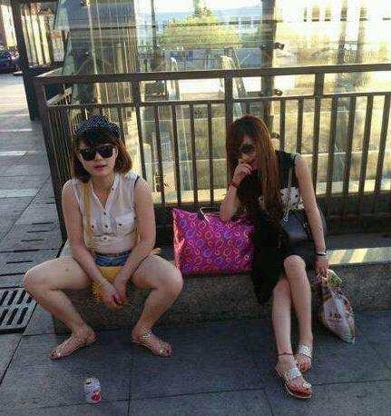 老司机看出来亮点在哪里了吗？人物gif搞笑图片