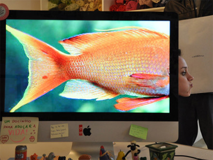 当办公室里有个无聊的逗比人物gif搞笑图片